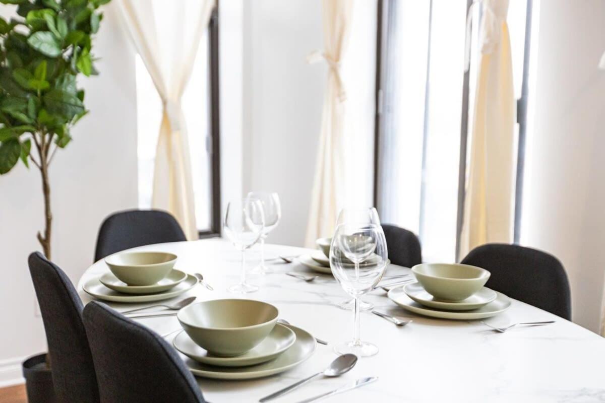 Apartament M11 Gorgeous Bright Corner 2Br In Heart Of Mtl Montreal Zewnętrze zdjęcie